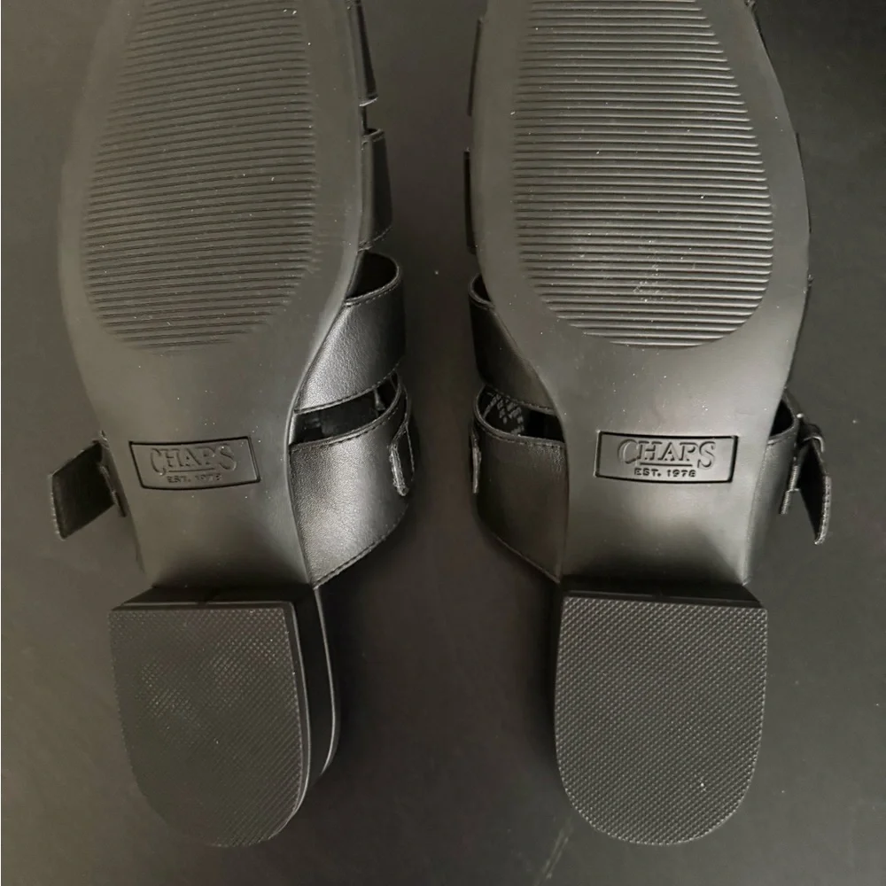 NIB Chaps Black Woven Strappy Leather Sandals Size 6 - Picture 2 of 4